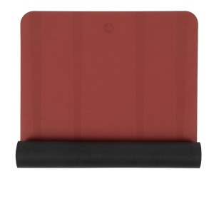 630sre-phoenix-yogamatte-yoga-bodhi-red-earth-halbgerollt.jpg