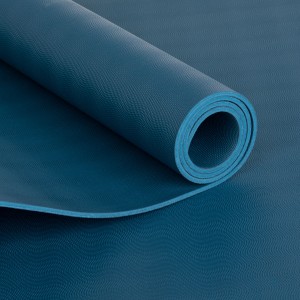 656b_yoga_meditation_pilates_naturkautschuk_yogamatte_ecopro_ozean_detail.jpg