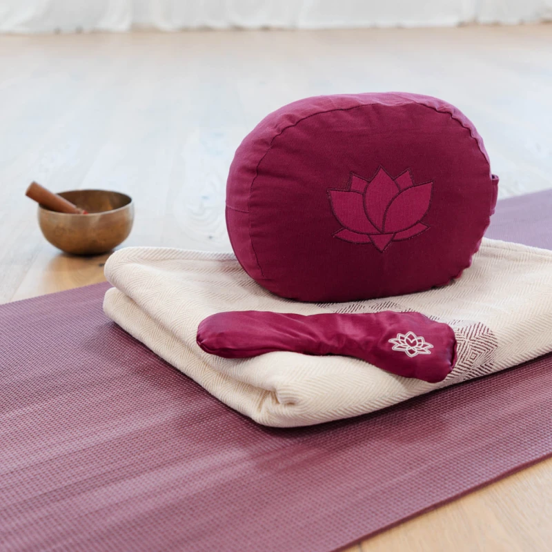 940al_yogamatte_ganges_aubergine_bodhi_mood.jpg