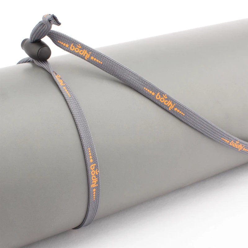 945go_yoga_bodhi_yogamatten_trageband_grau_close_up.jpg