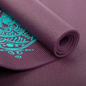 896ma_leela_yoga_matte_bodhi_detail_gerollt_aubergine.jpeg