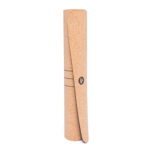 632cd_yoga_yogamatte_bodhi_phoenix_kork_stehend.jpg