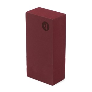 930dr-yoga-block-bodhi-dunkelrot-stehend.jpg
