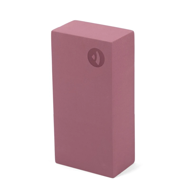 930fl-yoga-block-klotz-brick-flieder-stehend.jpg