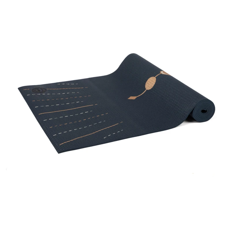 896dbmo_leela_collection_yogamatte_bodhi_midnight_halb_gerollt.jpg