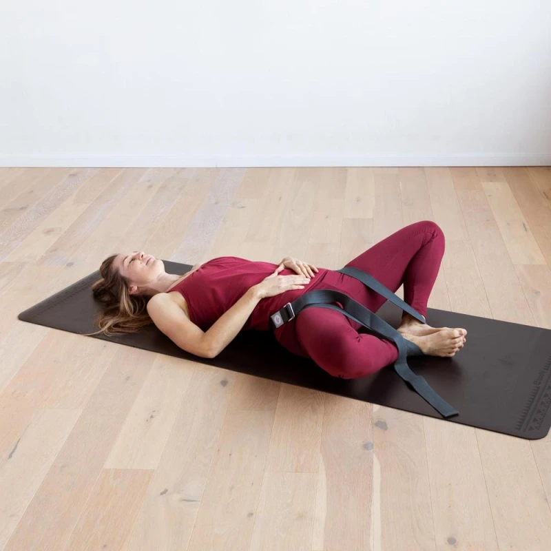 913ds_yoga_meditation_pilates_padma_yogagurt_anthrazit_schmetterling.jpg