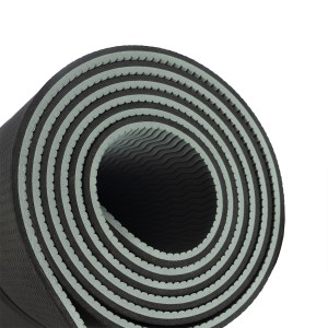 yoga-mat-dual-side-grey-black-gymbeam_4_.jpg